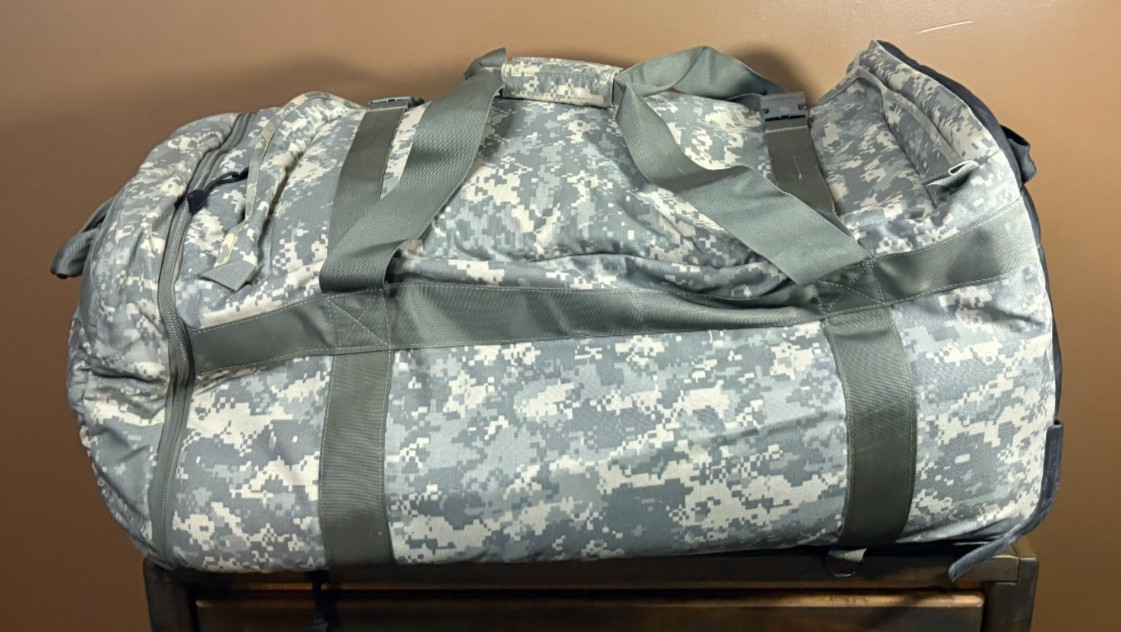 THIN AIR GEAR -DEFENDER Rolling Deployment Bag- VGC