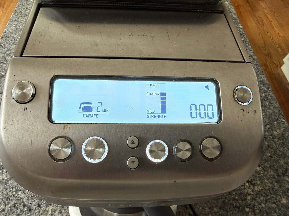 breville grind control coffee maker 12-cup