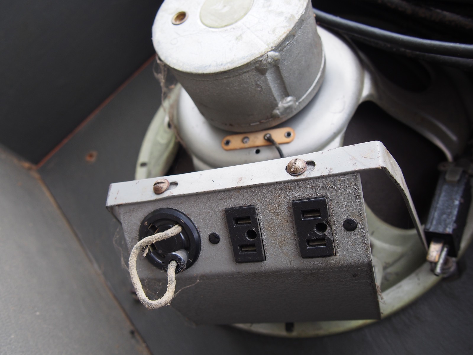 Vintage Victor 16mm Movie Projector Speaker 12" Woofer