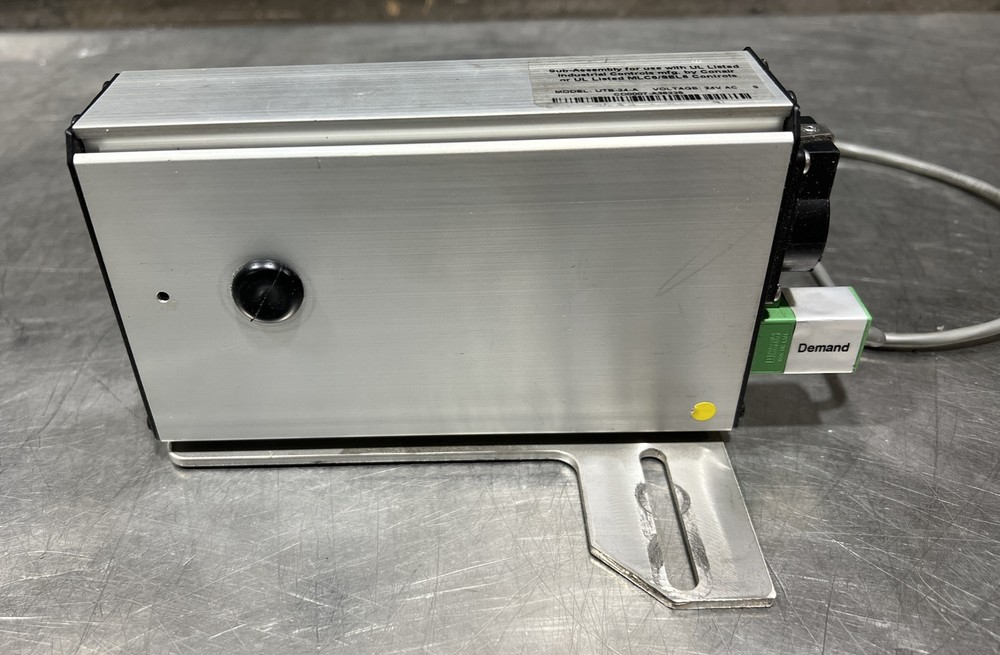 CONAIR material Hopper Universal Terminal Box Model UTB-24-A