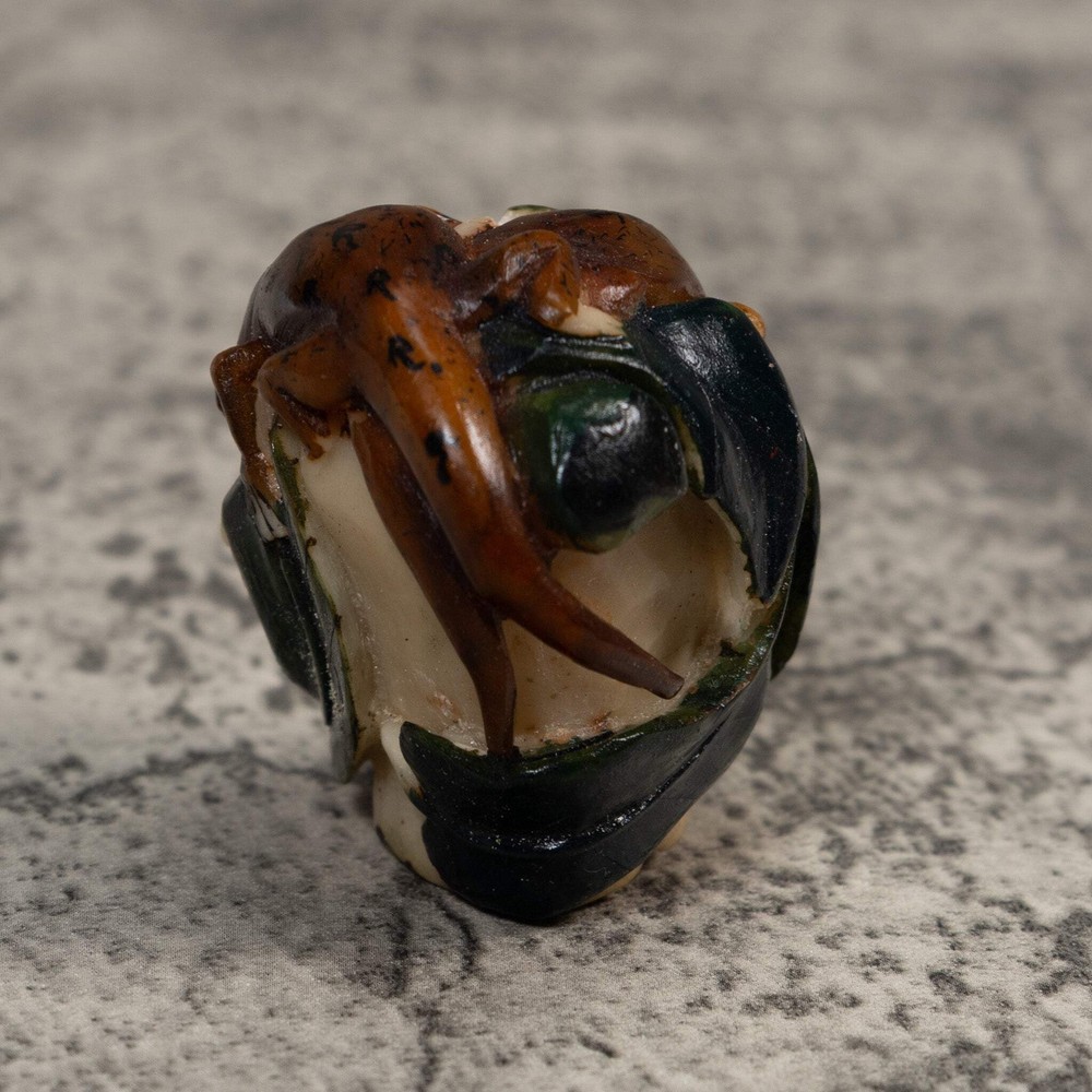 Double Brown Gecko Lizard Tagua Carving