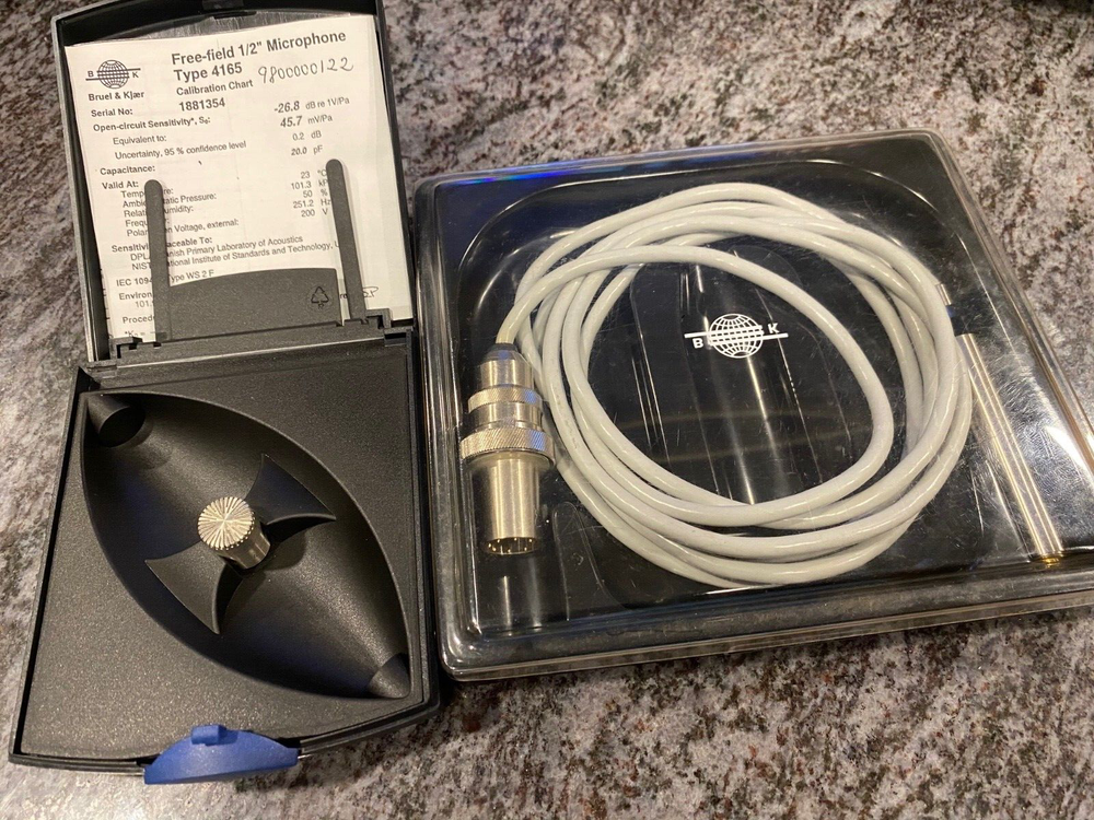 Bruel & Kjaer 4165 Microphone with Preamplifier