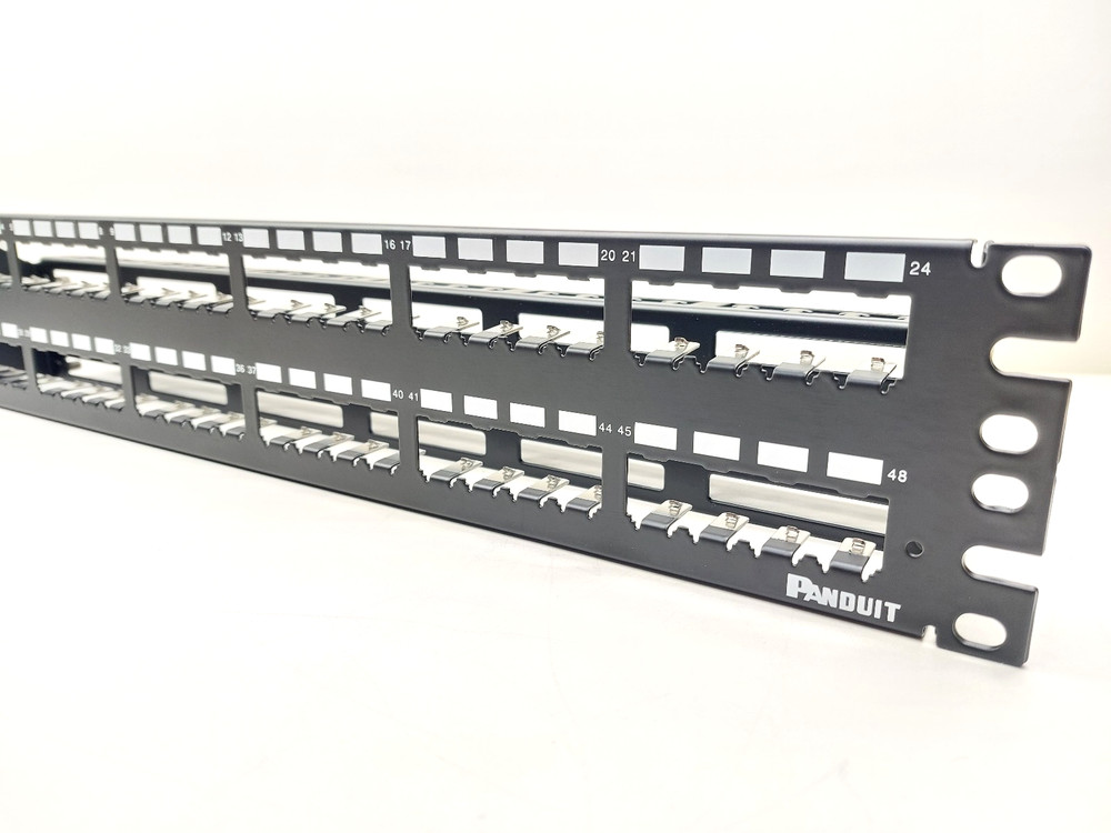 Panduit CP48WSBLY Mini-Com 48-Port Modular Patch Panel 074983036448