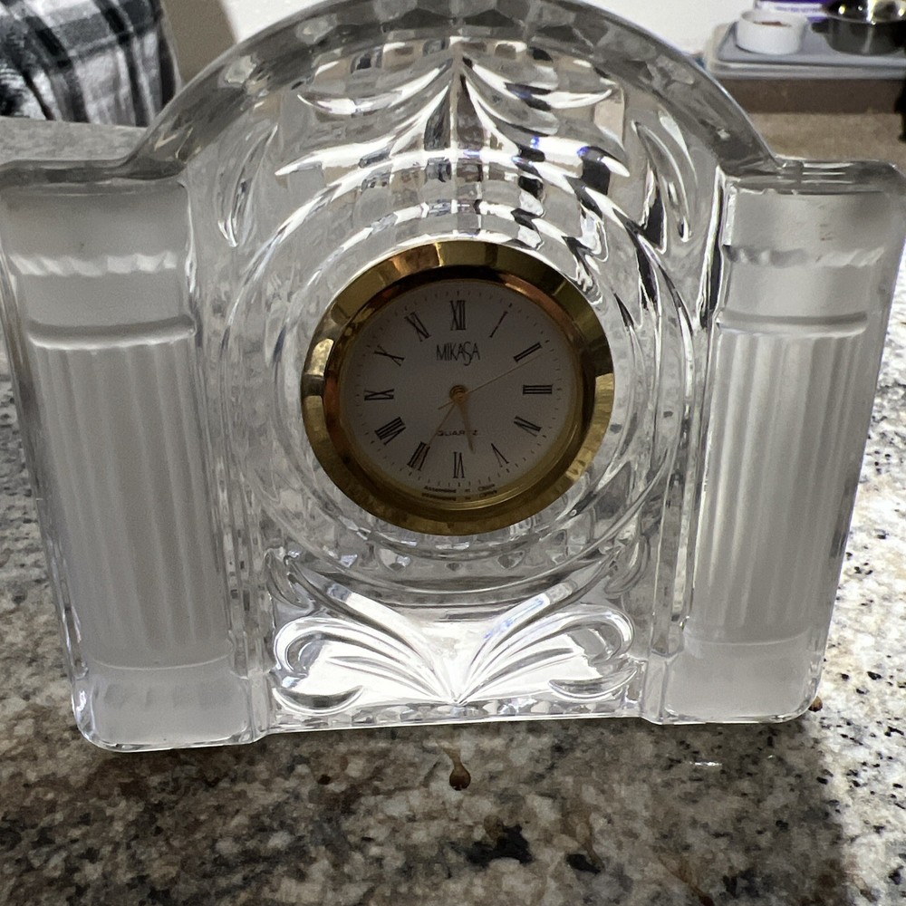 mikasa crystal desk clock