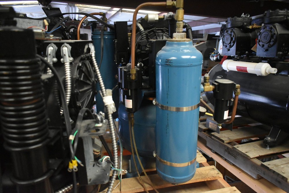 DentalEZ CA-661 Dental Air Compressor – Used