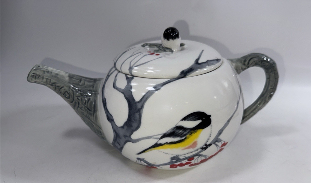 Global Designs Winter Chickadee teapot and creamer
