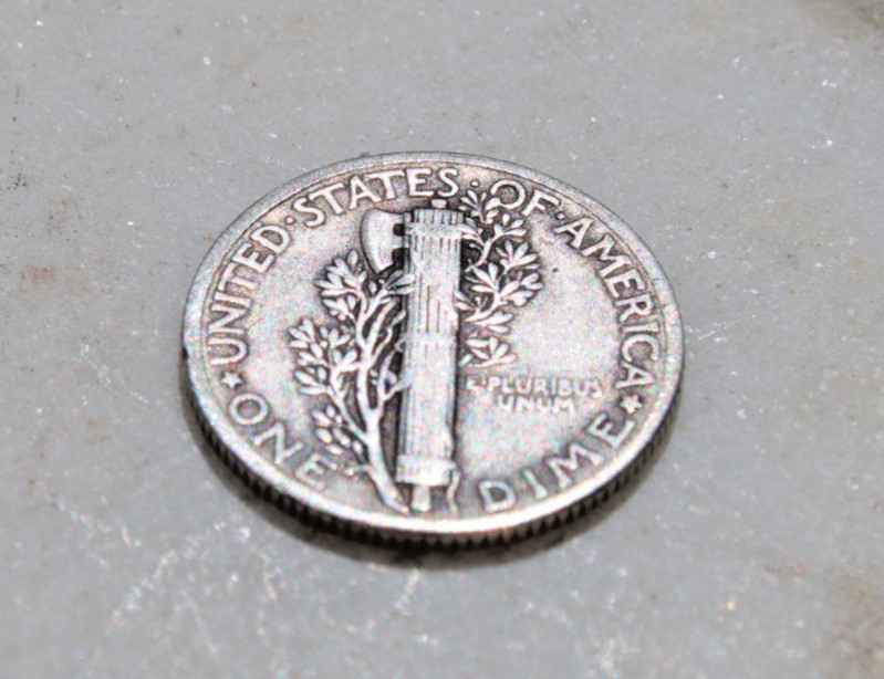1940 10C Mercury Dime #D11