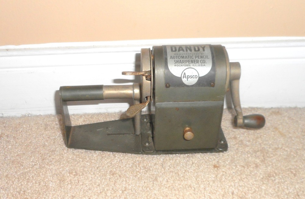 GREAT VINTAGE APSCO DANDY PENCIL SHARPENER