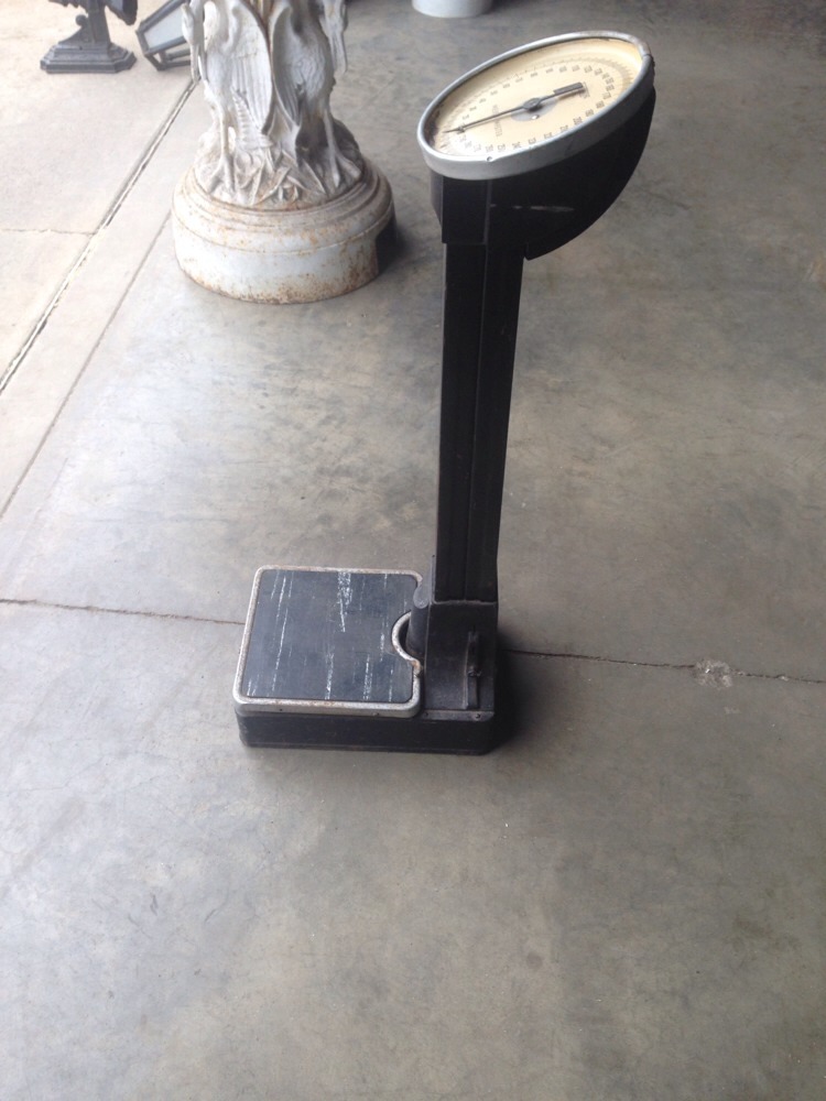 Antique Hanson Deco Style Doctors Scale