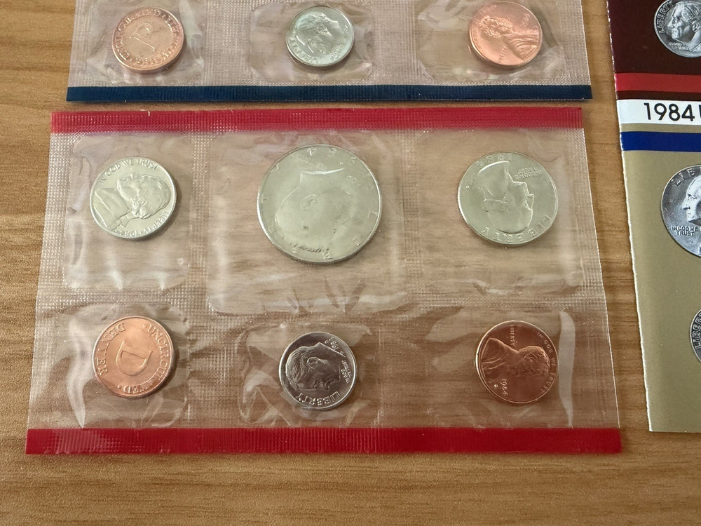 1984 P&D US Mint Set Uncirculated with Envelope & COA