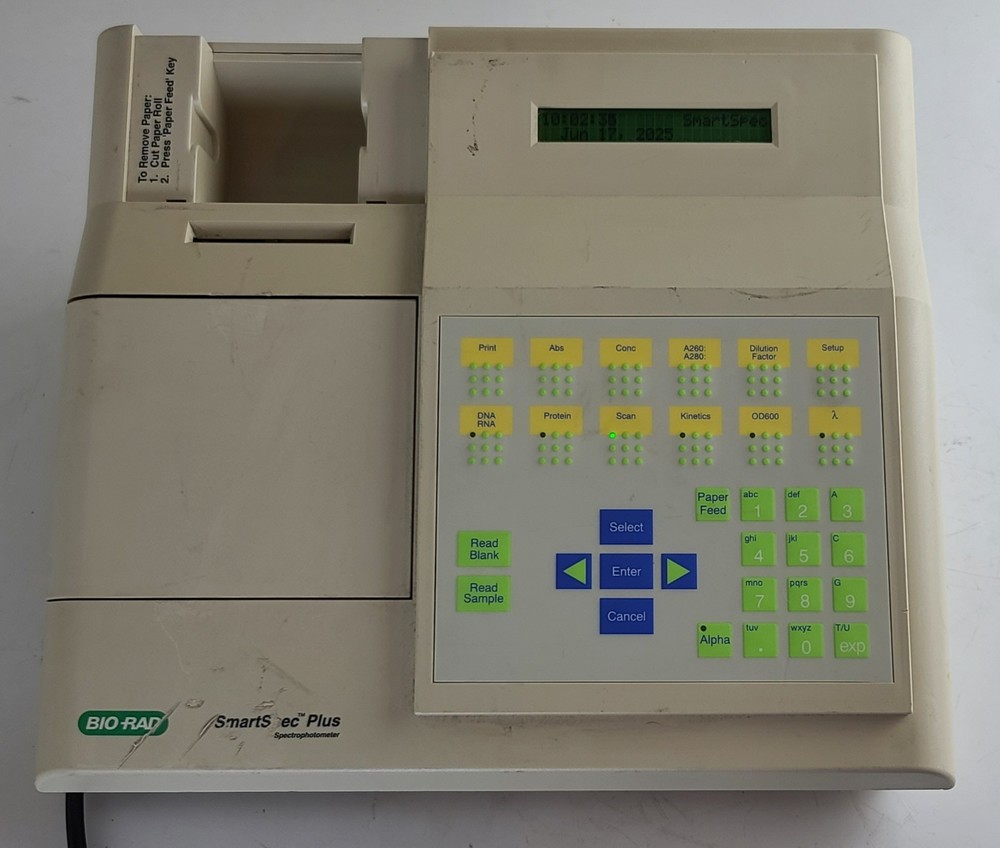 Bio-Rad SmartSpec Plus Spectrophotometer ~ Powers On
