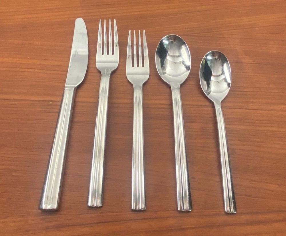 Towle * GAVIN Glossy Stainless Flatware YOUR CHOICE - CHOOSE (175)