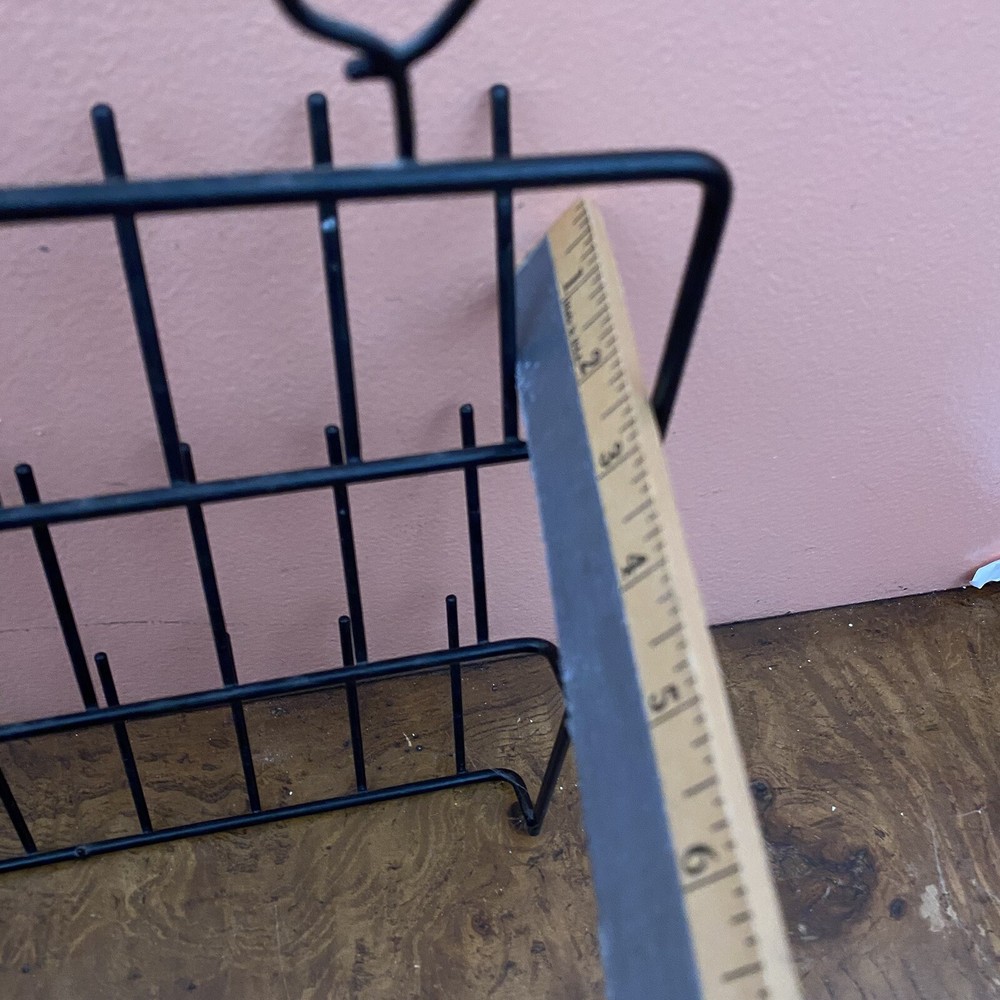 Black Wire Sewing Machine Shaped Rack - Spool Holder Holds 24 Spools