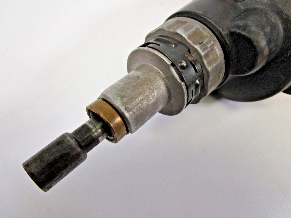 DeWalt DW260 VSR Depth Sensitive Deck / Drywall Screwdriver Tool
