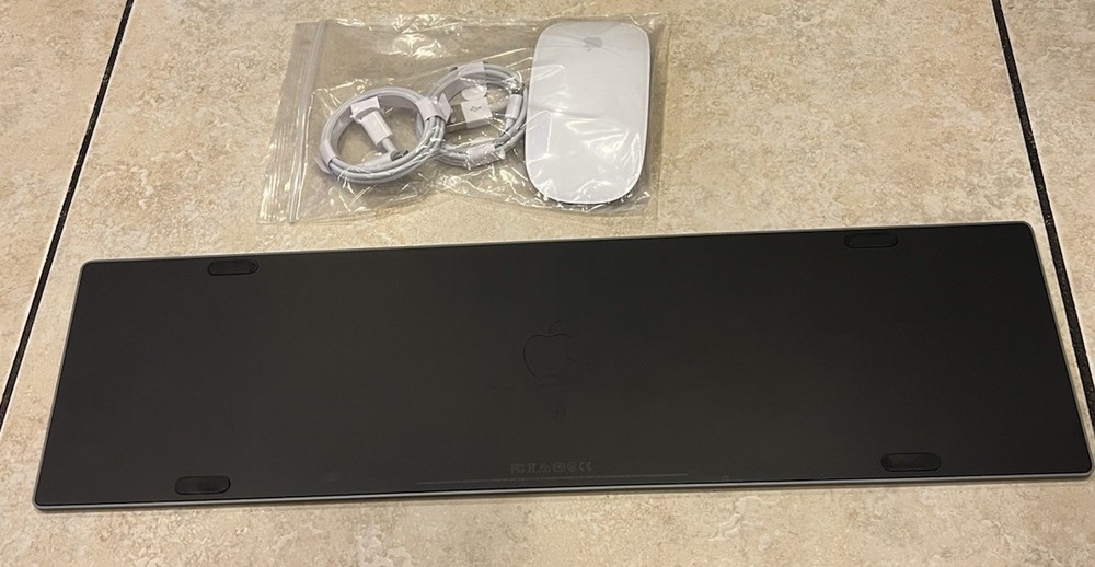 Apple A1843 Wireless Bluetooth Magic Keyboard With Numeric Keypad BLACK !