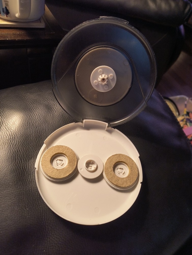 CD, DVD, CD/DVD-Roms, Games, Data Disc Cleaning System, Pre-owned