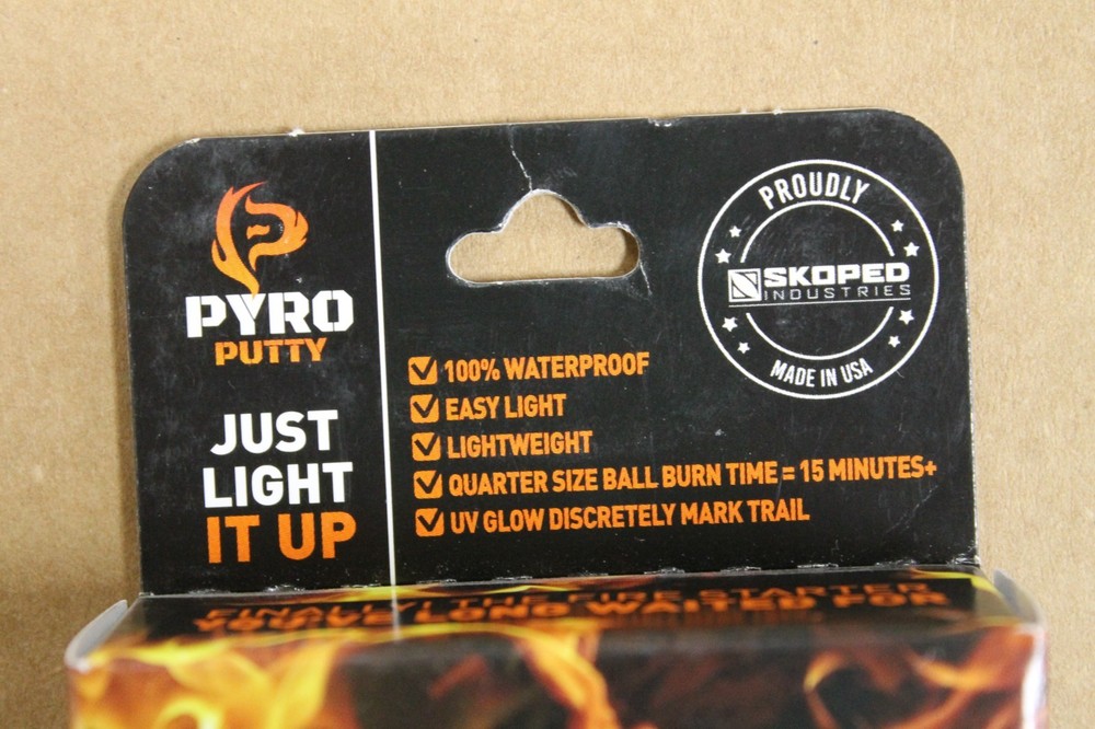 Pyro Putty - Winter Blend - 2oz - Resealable Hard Case Container