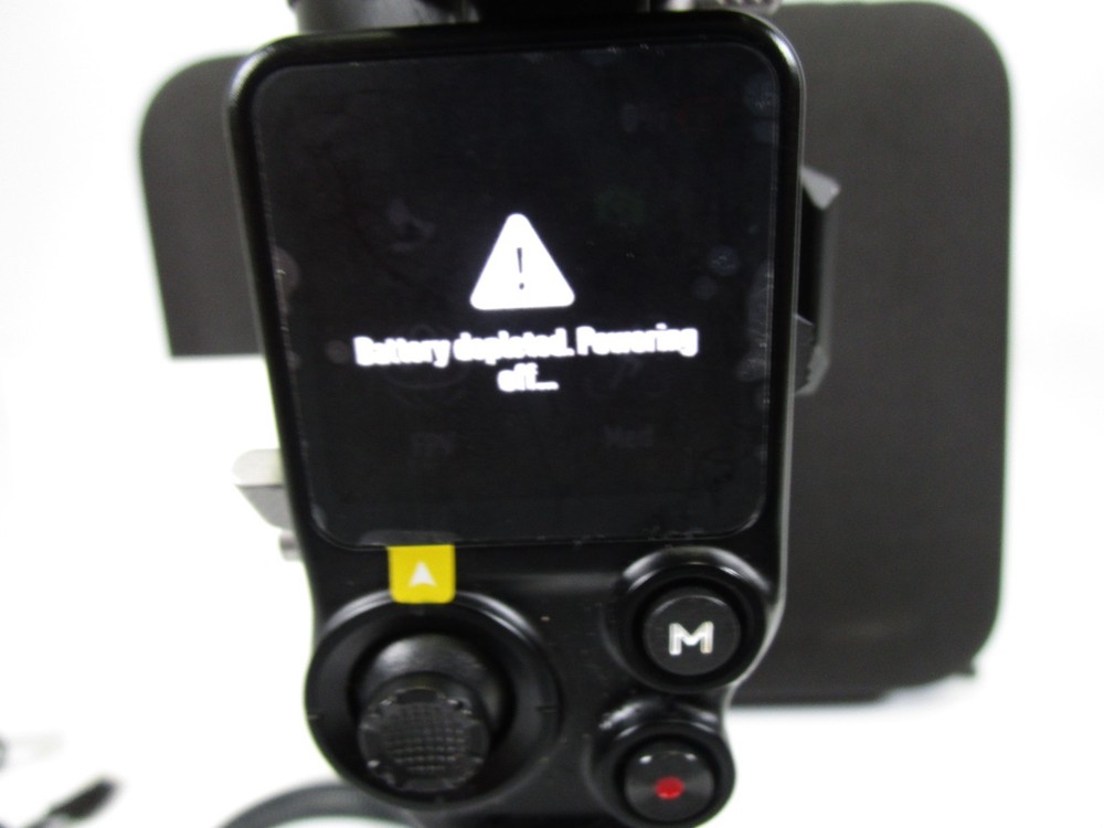 DJI RS 3 Axis Gimbal Stabilizer Kit & Case