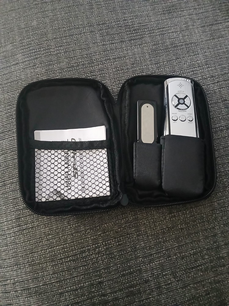 Satechi-Pointer Wireless Presenter Mouse Function Laser Pointer MAC & PC