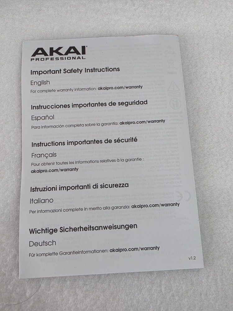 🟥🟥 Akai MPK Mini Plus 37-Key USB Midi Keyboard Controller Plus LLTGEM Case