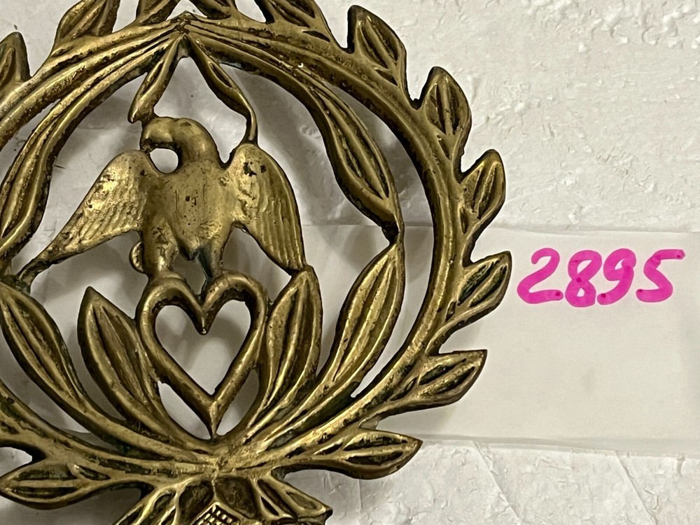 Vtg Brass Patriotic American Eagle Wreath Heart Trivet Hot Plate Wall Hanger USA