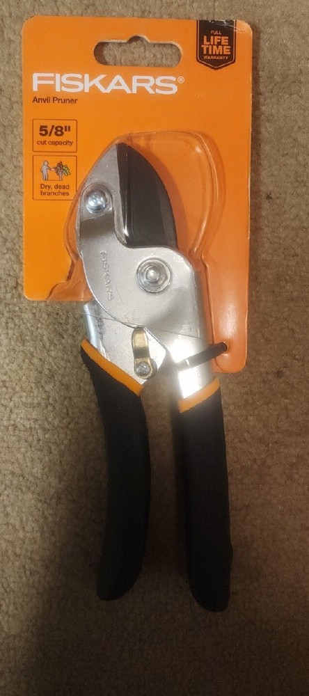 Fiskars scissors (different prices) (no bundle deal)