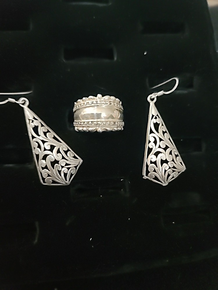 Sterling Silver earrings And Ring Set Size 5.75