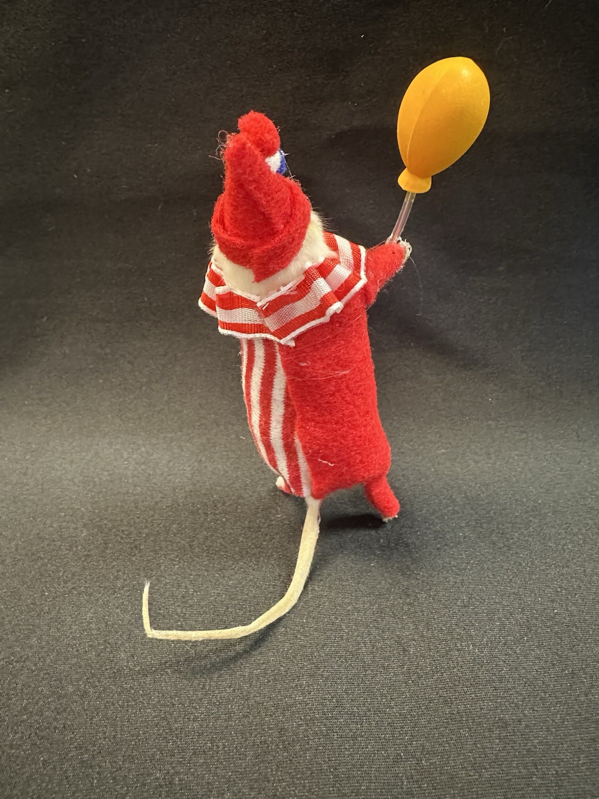 Taxidermy Mouse Clown Mouse Oddities Curiosities Taxidermy Art