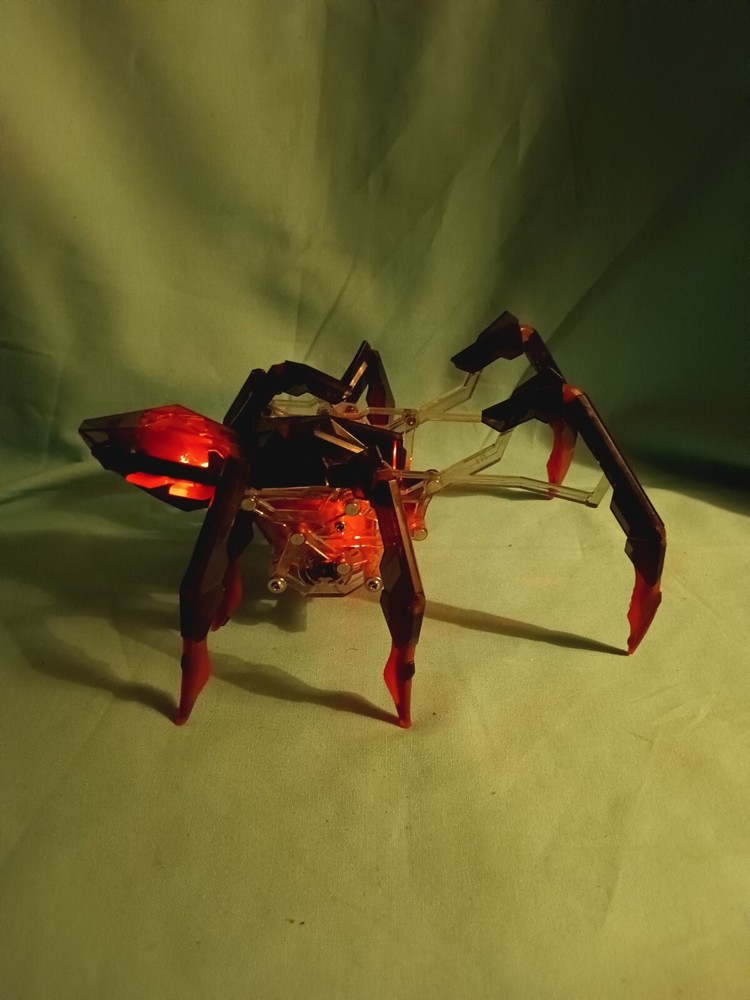 Hexbug Black Widow Robotic Spider DOES NOT HAVE REMOTE