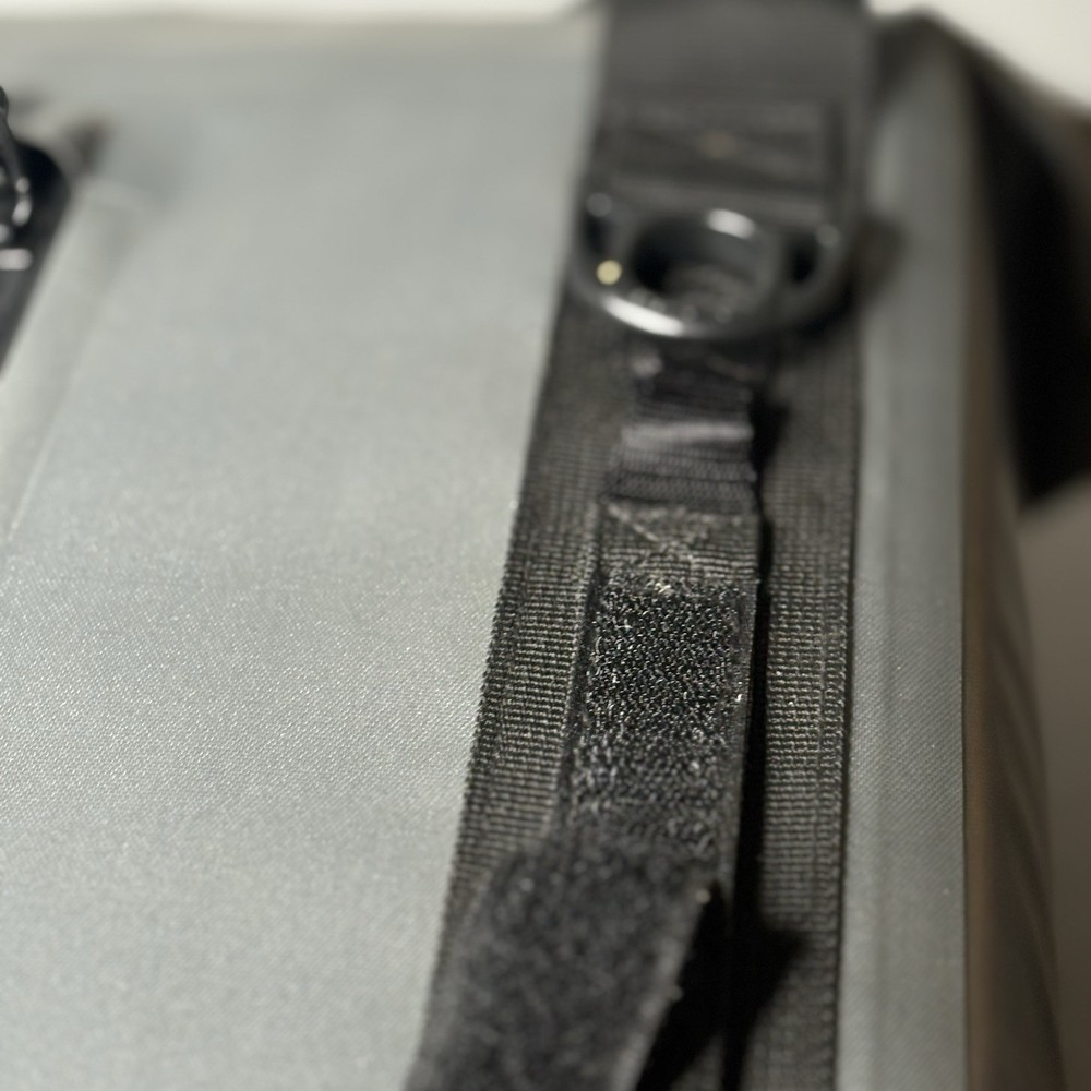 Igloo Gray Black Backpack Cooler Waterproof Portable W/ Shoulder Straps