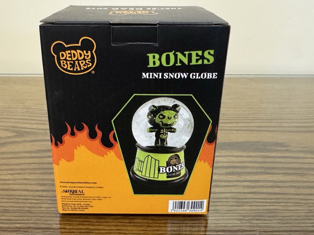 Deddy Bears Bones Mini Snow Globe