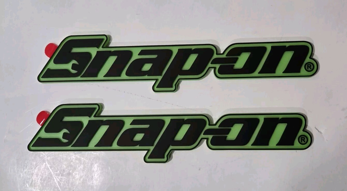2PK SNAP ON TOOL BOX LOGO EMBLEM MATTE Green Plastic Badge Decal 8" + 2 Pry Bars