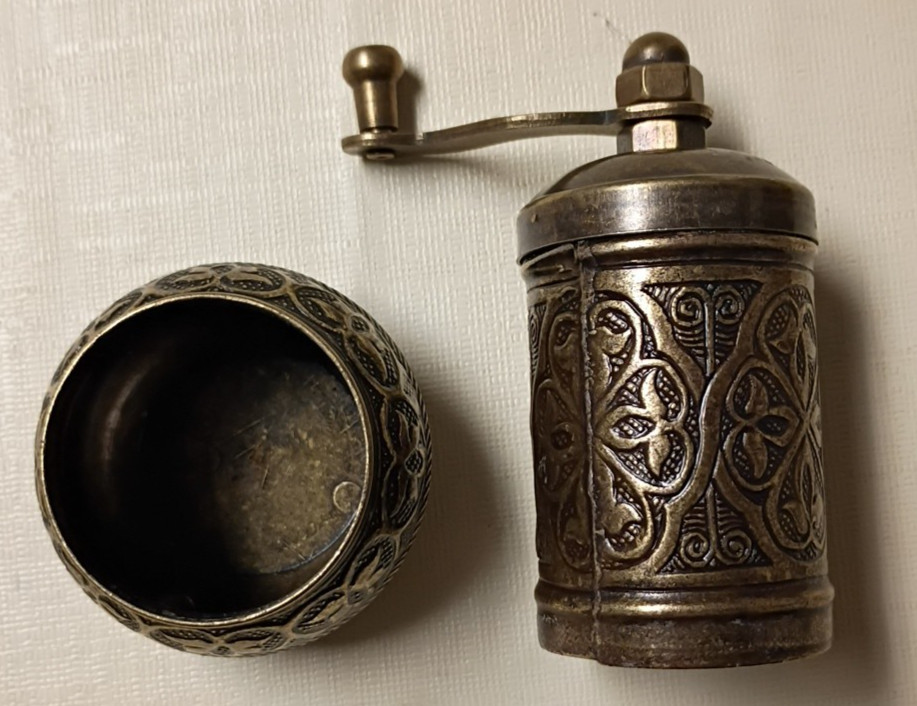 4.3'' Turkish Style Pepper Mill Grinder Salt Spice Seed Old Brass Color
