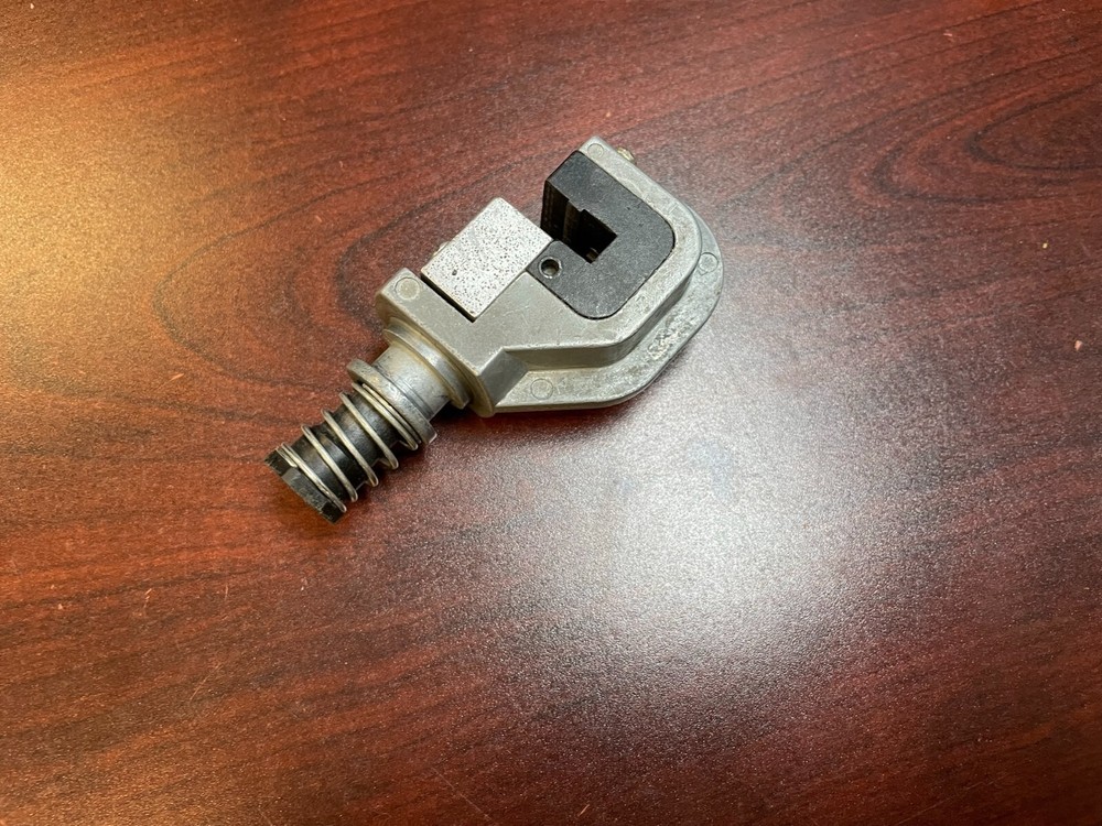 AMP 58062-1 Head Assembly Tool Terminating Head For Rectangular IDC Connectors