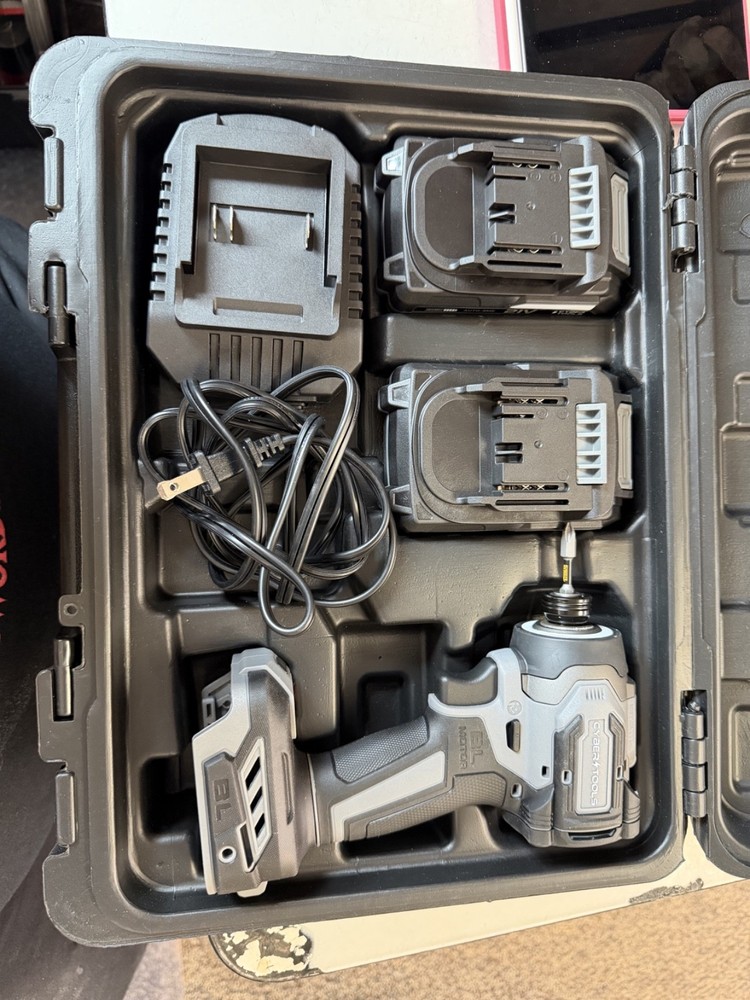 BARELY USED Cybertools 21V Brushless Impact Driver with Dewalt Bit Set