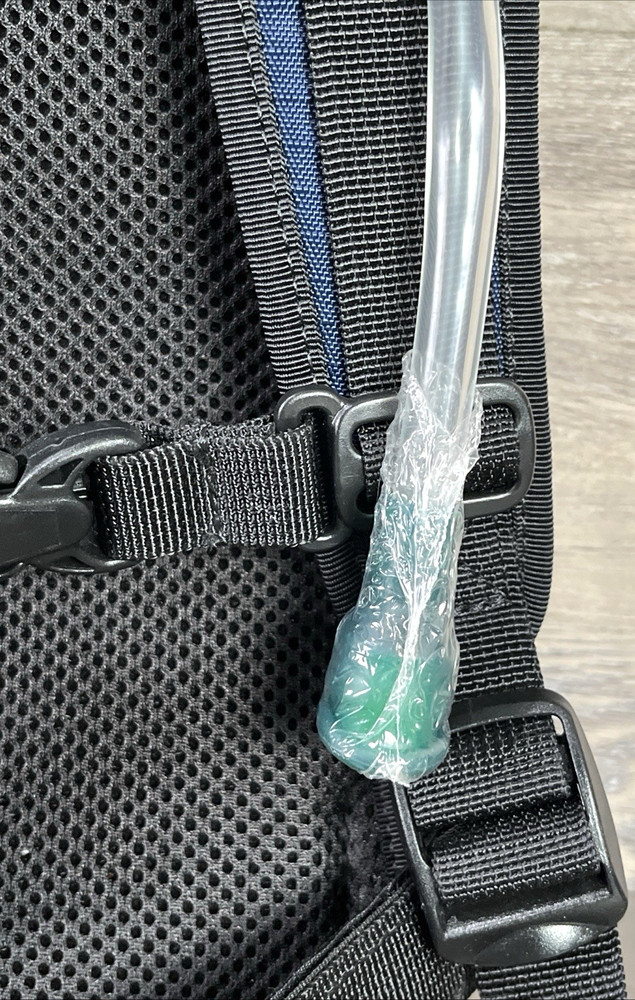 Dakine Glacier Hydration Pack Back Pack Blue Gray NWOT