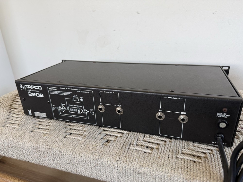 🍊EV Tapco 2 Channel 10 Band Graphic Equalizer EQ | Model 2202 WORKS!