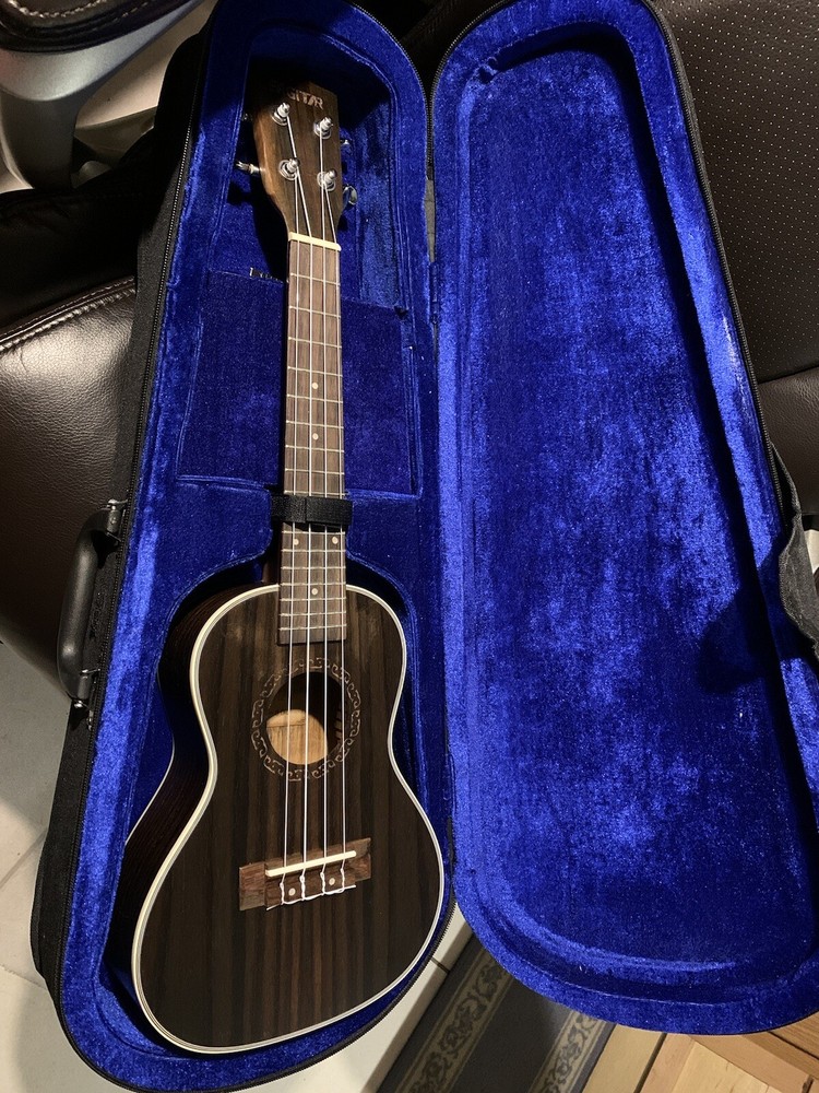 Sagitar ukulele Solid Wood