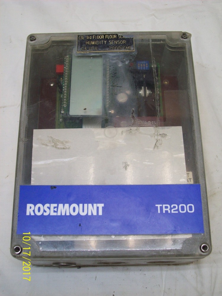 ROSEMOUNT TR-200 ANALYTICAL SENSOR TRANSMITTER missing cover screws