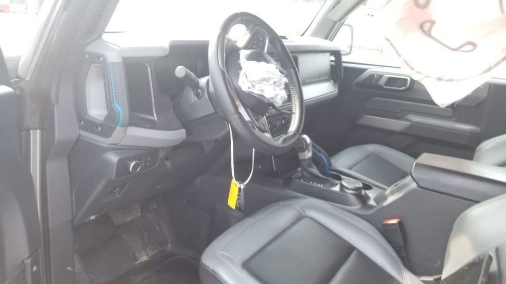 21 FORD BRONCO FRONT VIEW WINDSHIELD MOUNTED CAMERA M2DT19H406CF