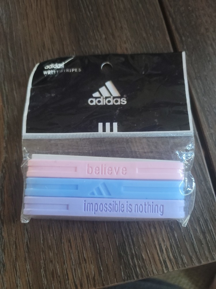 Adiads Wrist Stripes