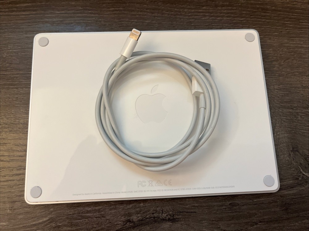 Apple Magic Trackpad 2 (White) A1535 Wireless Bluetooth + Cable