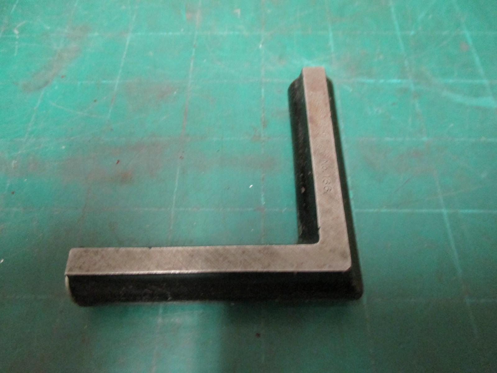 MACHINIST TOOLS * CROSS TEST LEVEL * STARRETT * 136