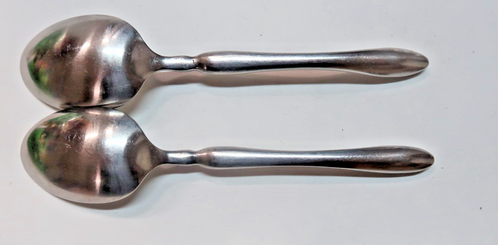 Hampton Stainless AKA HSV31 Unknown Pattern 2 Teaspoons 6 1/2"