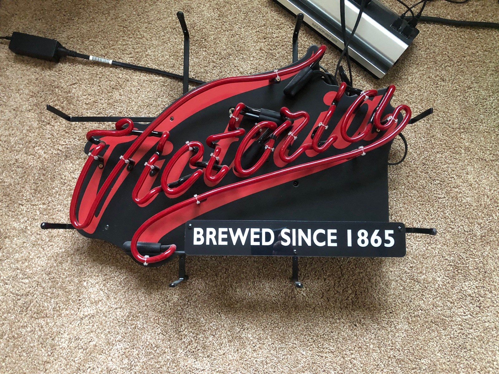 VICTORIA LED SIGN MEXICAN BEER BREWED SINCE 1865 LED BAR SIGN 26”x17”