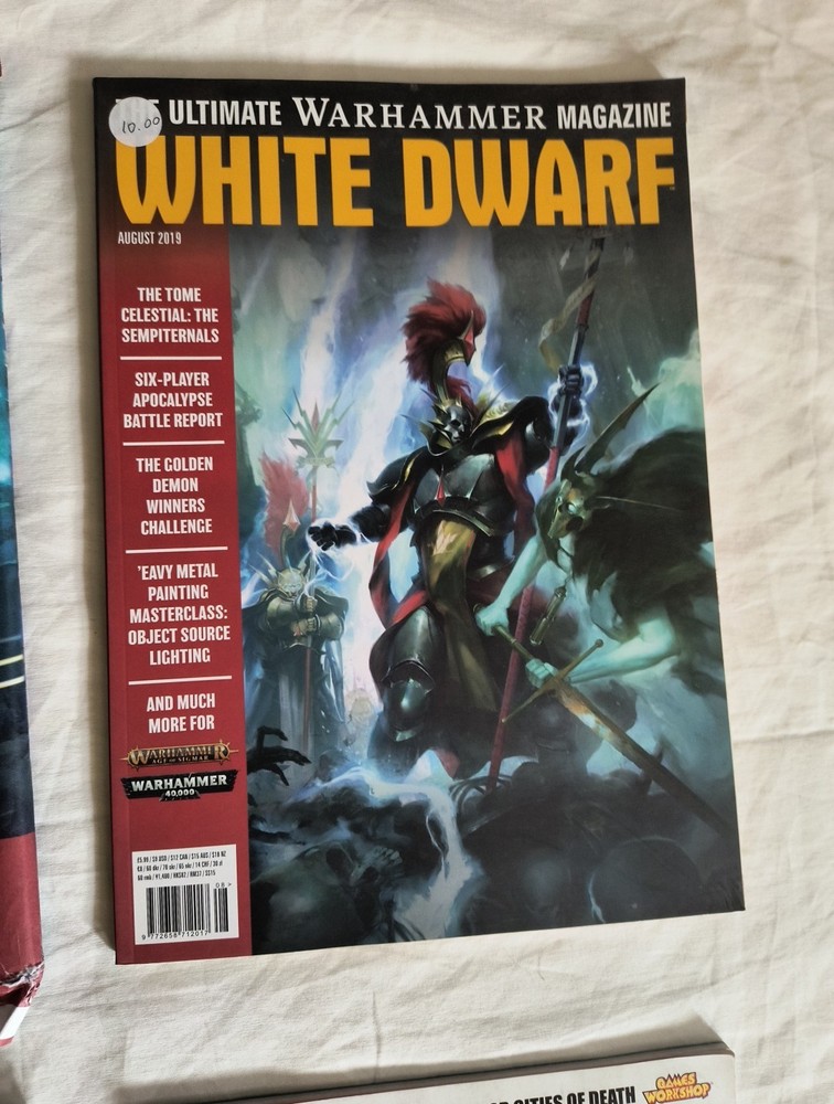 White Dwarf Value Bundle Double Sided Poster + Munchkin Card + 4 Issues
