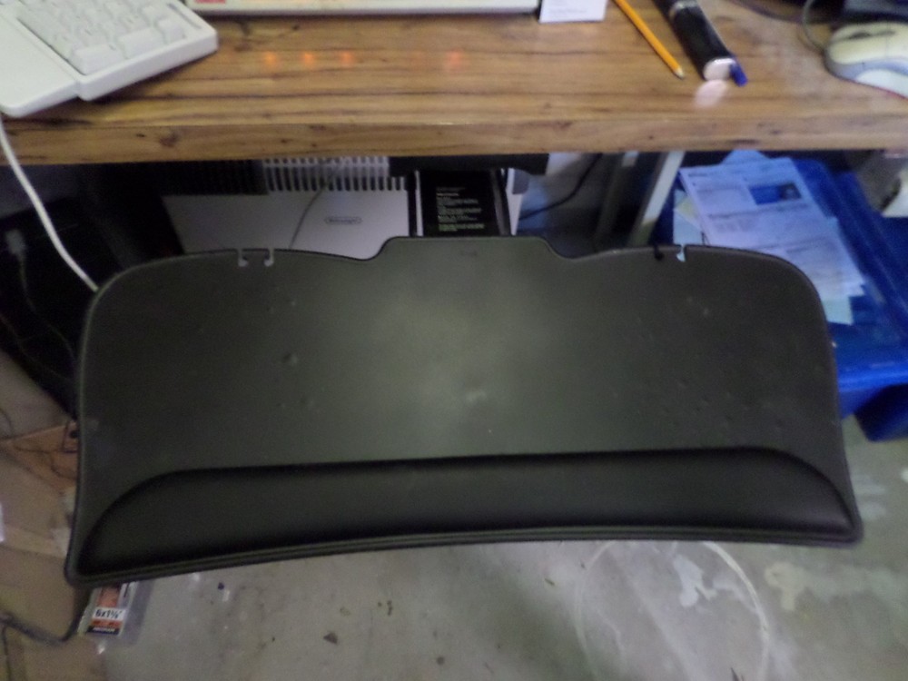 Knoll Under Desk Mount Adjustable Keyboard Tray