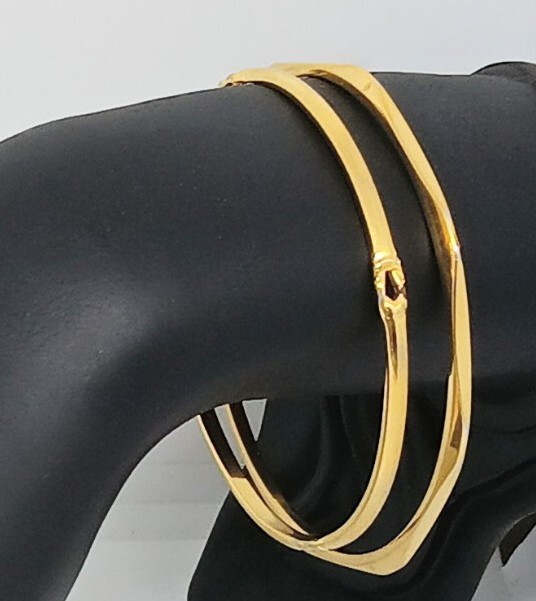 Monet Vintage Bangle 2 Bracelets Set Gold Toned Plain & Teardrop Design EUC