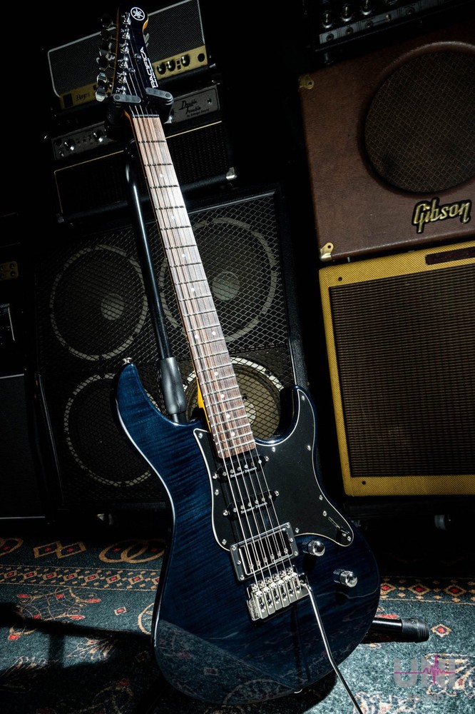 YAMAHA PACIFICA PAC612VIIFM