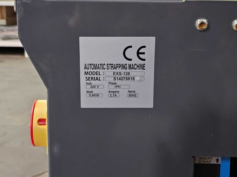 Automatic strapping machine